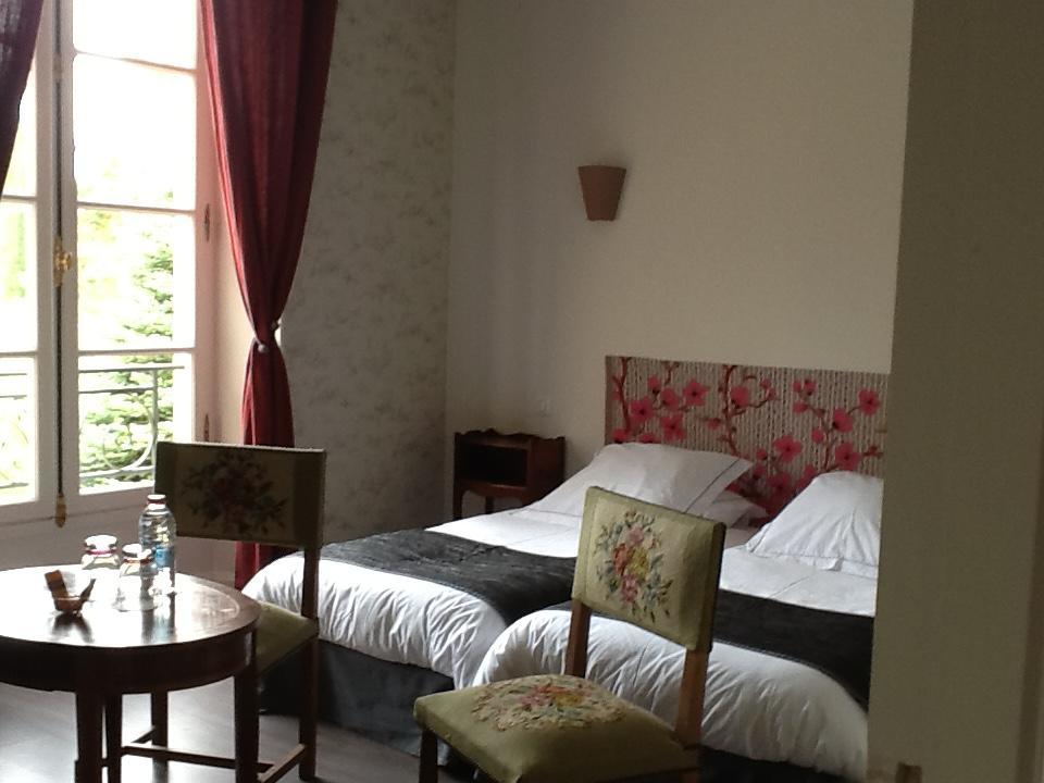 Chateau De Rouffiac Bed & Breakfast Duravel Екстериор снимка
